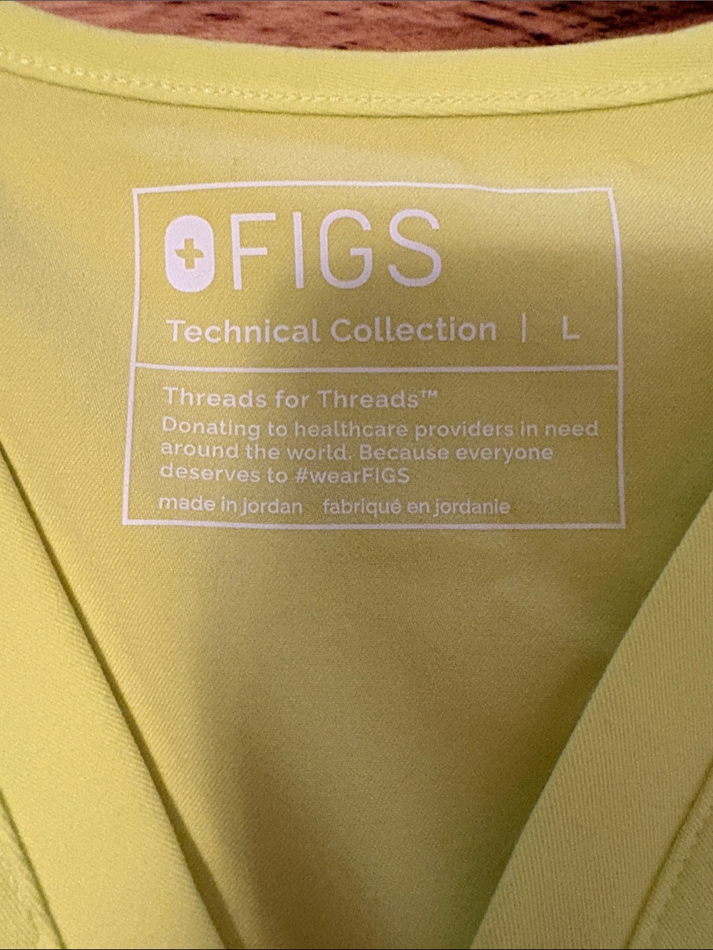 Figs Neon Yellow Scrub Set with Blue Drawstring (large) - Picture 2 of 10